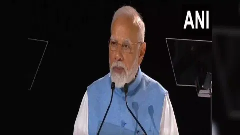 Prime Minister Narendra Modi at BRICS Business Forum Leaders' Dialogue in Johannesburg, South Africa (Photo/ANI)