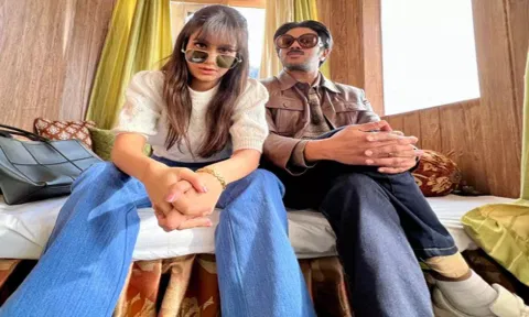 Shreya Dhanwanthary with Dulquer Salmaan