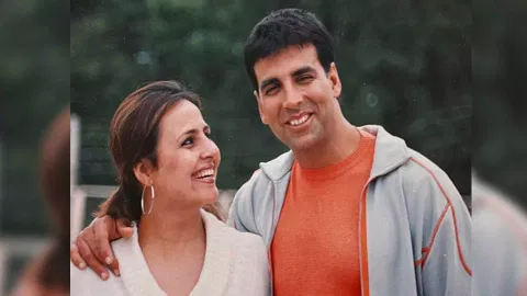 Akshay Kumar, Alka Bhatia (Image: Instagram)