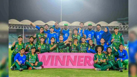 Pakistan beat South Africa (Photo: IANS)