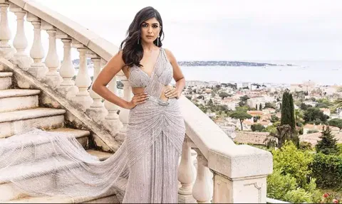 Actress Mrunal Thakur (Image credits: Instagram)