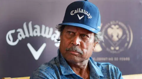 Former captain Kapil Dev