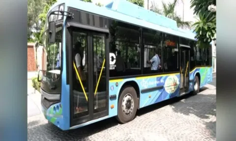 India, US collaborate to launch 10,000 e-buses on India’s streets (Image: ANI)