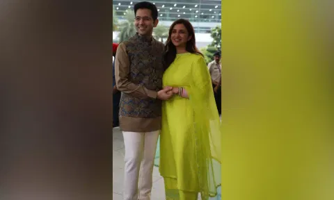 Raghav Chadha with Parineeti Chopra.&nbsp;