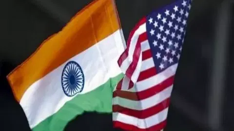 National flags of India and the US 