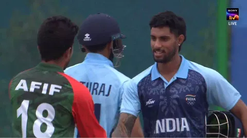 India celebrates their win over Bangladesh by 9 wickets (Screengrab)