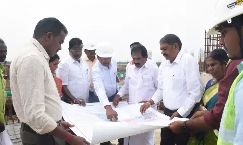 Tiruchy Mayor Mu Anbalagan inspecting the ongoing IBT works on Thursday