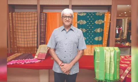 Textile expert Santosh Parekh