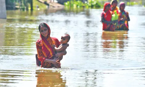 In 2021-22, 57.3% of working-age women in India were employed in agriculture, compared to 34.4% of men.