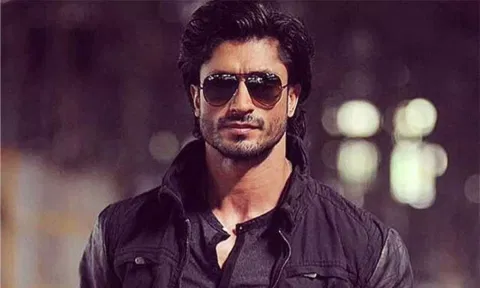 Vidyut Jammwal. Daily Thanthi