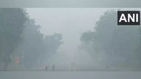 Visual from Central Secretariat Station &amp; Teen Murti in New Delhi (Photo/ANI)