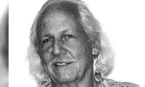 Romulus Whitaker