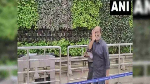 Actor Rajinikanth leaves for Mumbai to watch World Cup semi-finals (Photo/ANI)