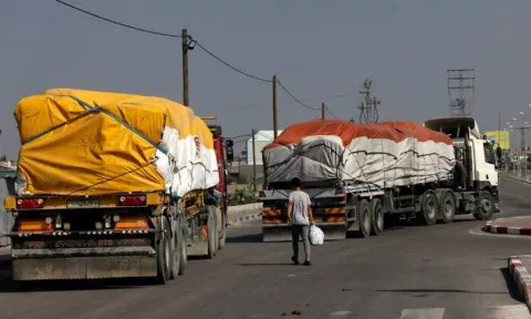 Trucks carrying humanitarian aid enter the southern Gaza Strip from Egypt via the Rafah border crossing on November 2, 2023. (AFP)