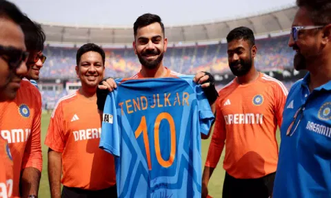 CWC 2023: Virat Kohli gets Sachin Tendulkar's number '10' jersey ahead of World Cup final