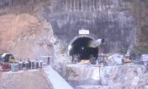 Rescue Operation continues at Silkyara Tunel collapse site (ANI)