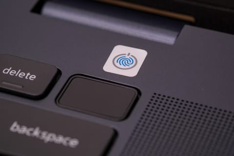 Researchers bypassed Windows Hello authentication on Microsoft, Dell laptops