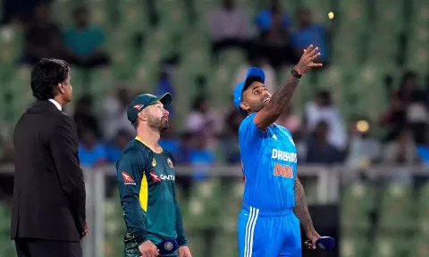&nbsp;India's captain Suryakumar Yadav and Australia's captain Matthew Wade (PTI)