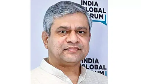 Railway Minister Ashwini Vishnaw&nbsp;