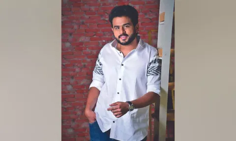 RJ Vijay