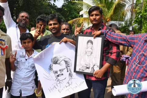 Fans gather outside the actors house to celebrate his birthday (Image credits: Agathesh)
