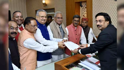 Former CM Raman Singh (PTI)