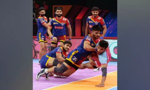 Puneri Paltan &amp; Bengaluru Bulls Match (IANS)