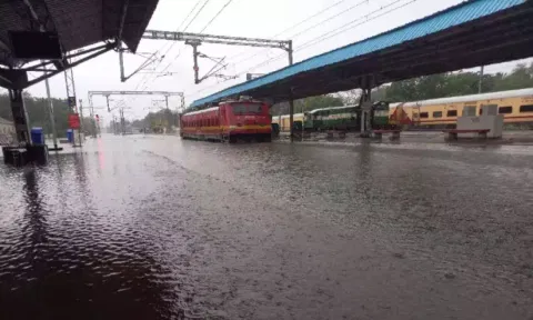 TN Govt declares 10 districts as flood and cyclone affected districts