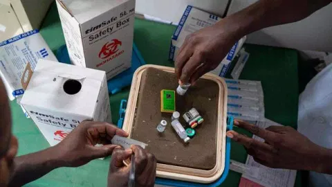 Cameroon will be the first country to routinely give children a new malaria vaccine