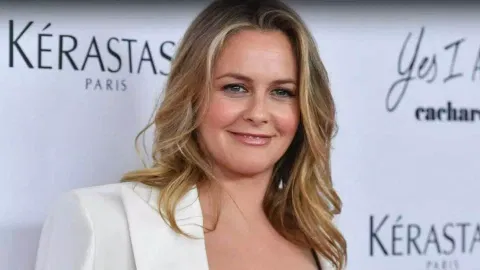 Hollywood actor Alicia Silverstone
