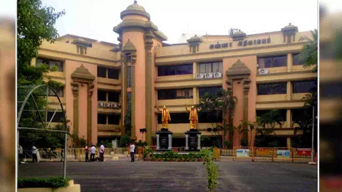 DMK headquarters Anna Arivalayam