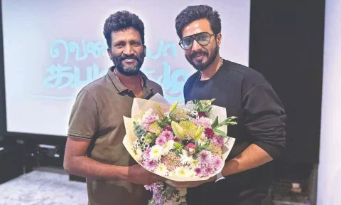 Vishnu Vishal with filmmaker Suseenthiran while celebrating 15 years of his first film, Vennila Kabadi Kuzhu