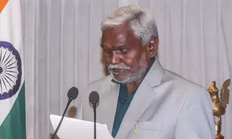 JMM leader Champai Soren taking oath as Jharkhand CM during the swearing-in ceremony at Raj Bhawan in Ranchi. (PTI)