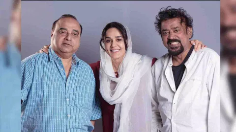 &nbsp;Rajkumar Santoshi , Preeti Zinta, Santosh Sivan (Instagram)