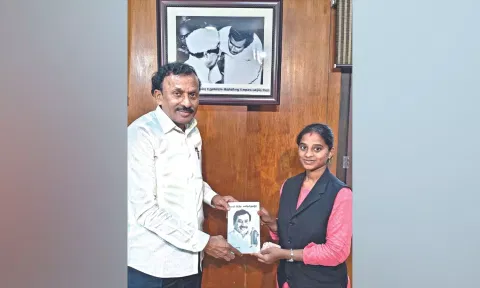 S Sripathi with Saidai Duraisamy