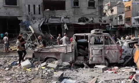 Soldiers also directed airstrikes on 10 positions from which Hamas squads threatened troops.