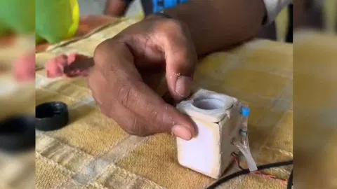 Anhdra man creates world's smallest washing machine (Photo/ANI)