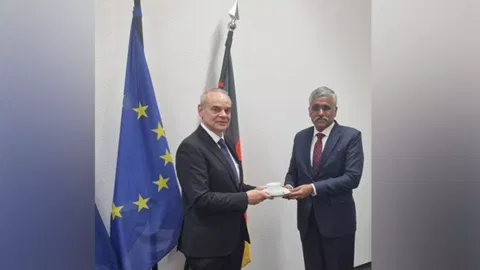German Ministry of Defence State Secretary Benedikt Zimmer, Defence Secretary Giridhar Aramane (X)