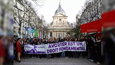 French Senate examines bill to enshrine access to abortion in Constitution (Photo/Reuters)
