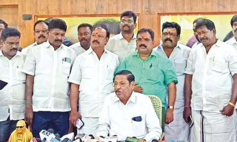 DMK organising secretary RS Bharathi addressing media persons in Cuddalore on the issue