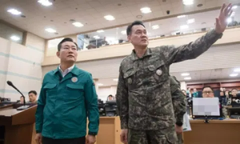 &nbsp;South Korea's Defence Minister Shin Won-sik
