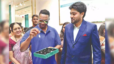 Dwayne Bravo at an event in Chennai on Thursday (Photo: Manivasagan N)