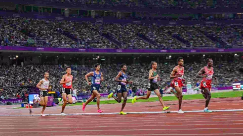 Asian Games bronze medallist athlete Gulveer Singh shattered a 16-year-old national record in the men's 10000m to finish second in his heat at The Ten (Photo/PTI)