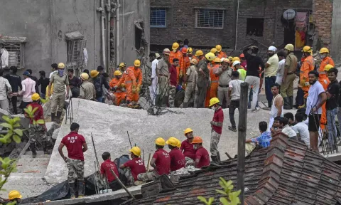 Visual from Kolkata Building collapse (PTI)