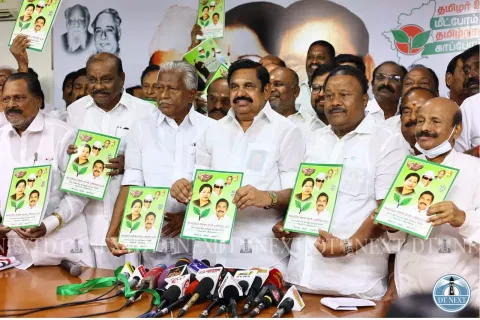&nbsp;Edappadi K Palaniswami addresses the gathering at Party Headquarters in Chennai (Photo: Hemanathan M)