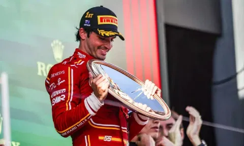 &nbsp;Sainz Storms (IANS)&nbsp;