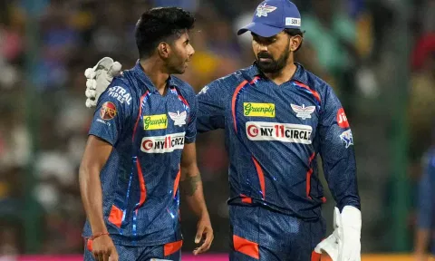 Mayank Yadhav and KL Rahul during the match (PTI)