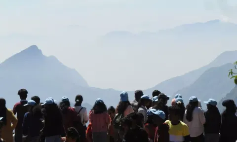 Tourists enjoying their leisure at Coakers Walk viewpoint in Kodaikanal&nbsp; (File)