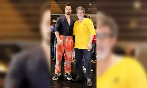 Deepak Tijori with Danish Bhat (IANS)