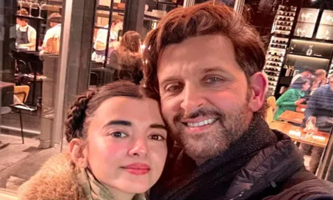 Hrithik Roshan, Saba Azad (Instagram)